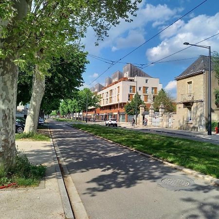 Studio Avec Terrasse En Residence Calme A Dijon. מראה חיצוני תמונה